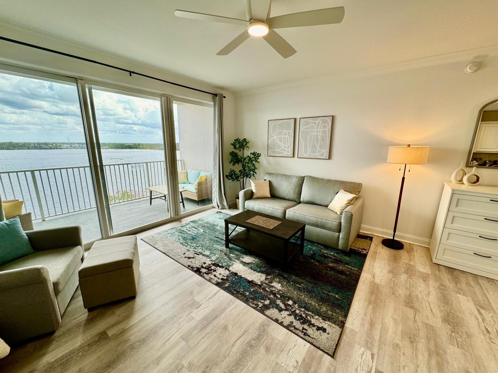Balcony King Suite - Lake & Pool View أورلاندو المظهر الخارجي الصورة