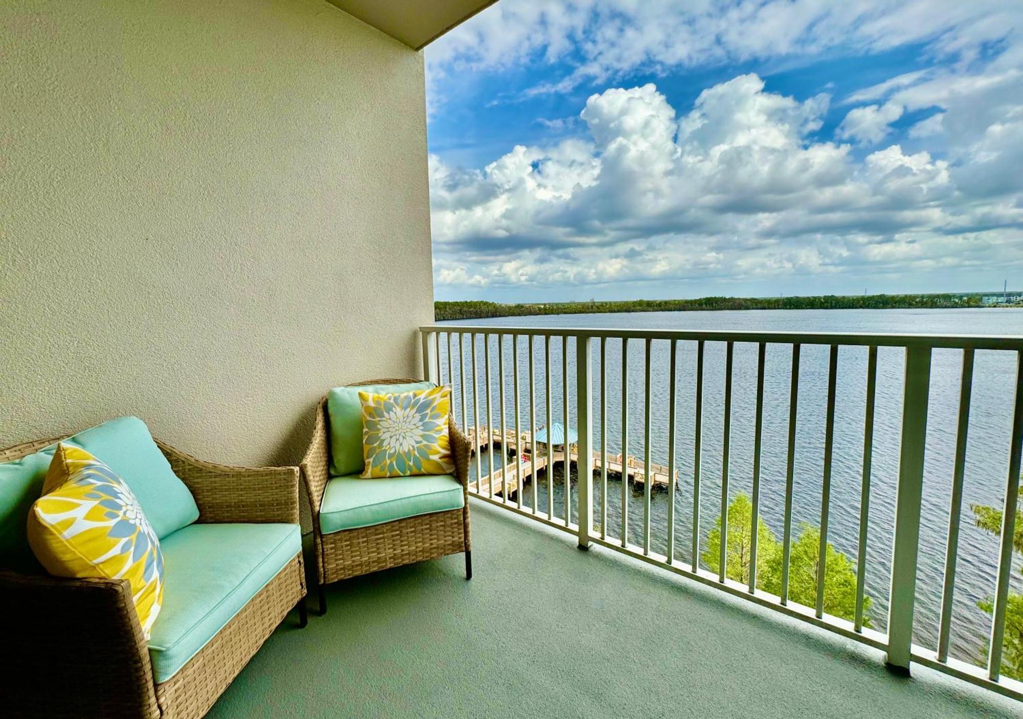 Balcony King Suite - Lake & Pool View أورلاندو المظهر الخارجي الصورة