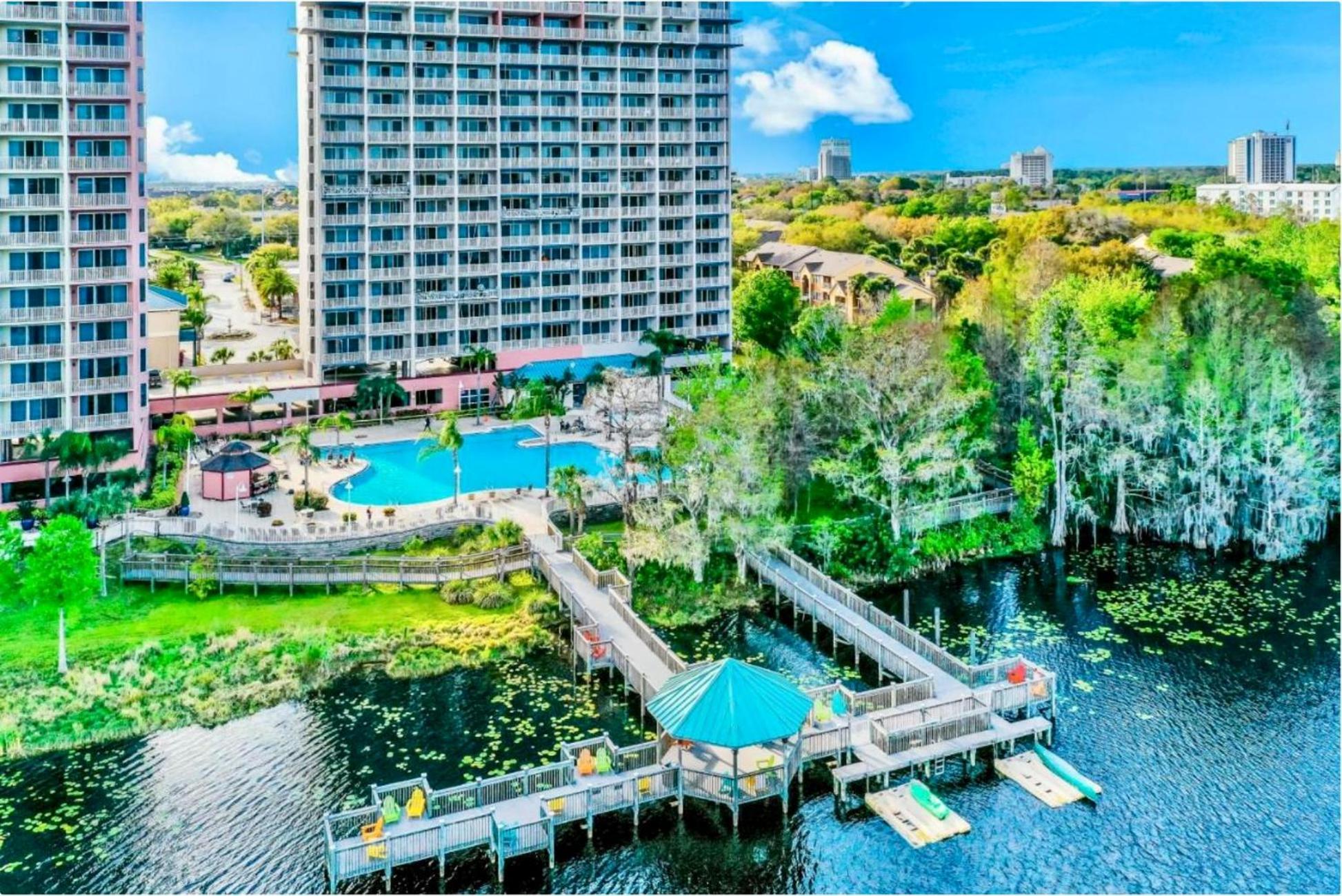 Balcony King Suite - Lake & Pool View أورلاندو المظهر الخارجي الصورة
