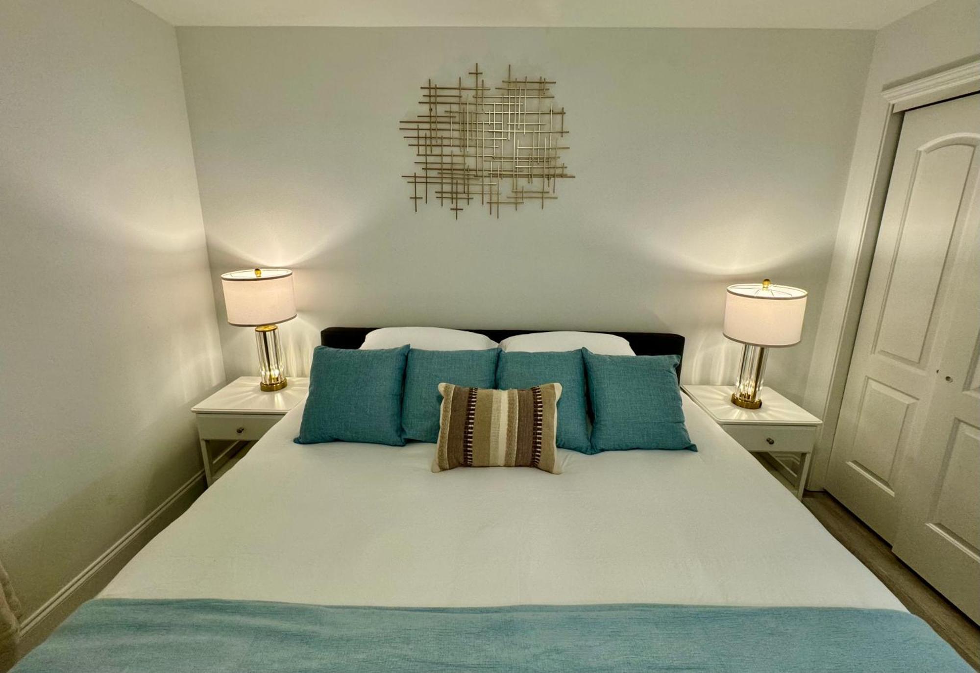 Balcony King Suite - Lake & Pool View أورلاندو المظهر الخارجي الصورة